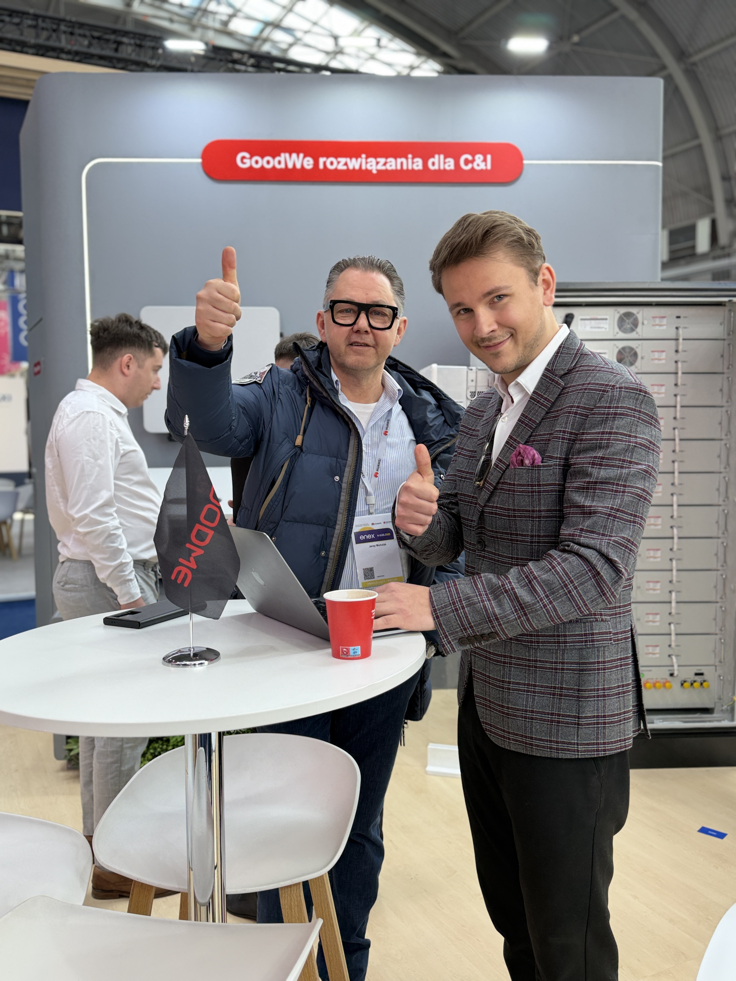 Zespół NEXBE na targach Enex — eksperci OZE